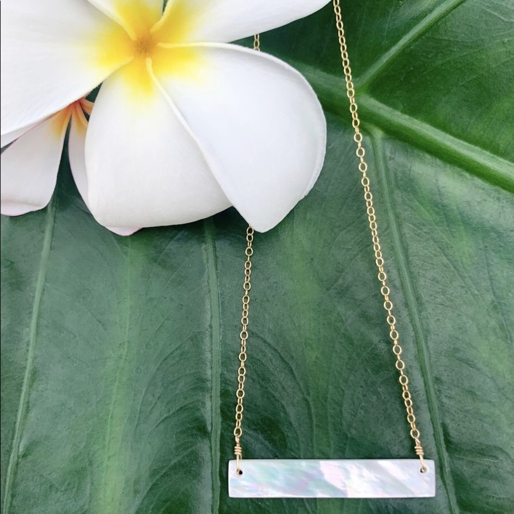 Mother-Of-Pearl Bar Necklace